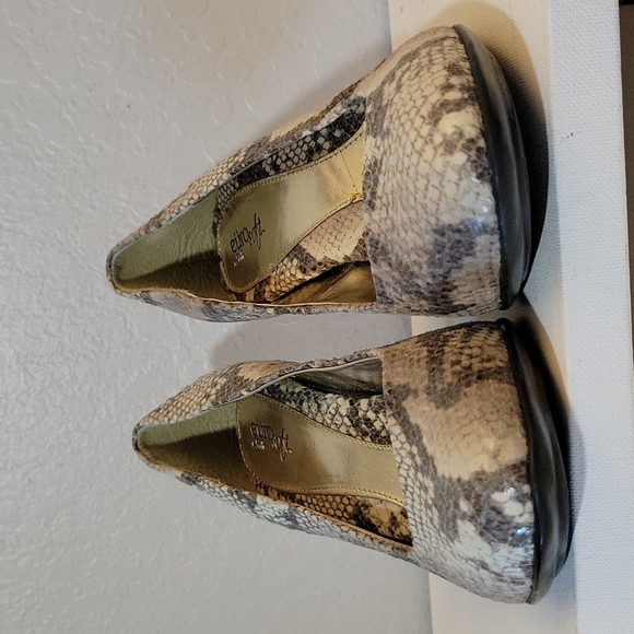 EURO SOFT 3015 Annabelle Fabric Snake Print Comfort Heel 10M - Picture 9 of 12